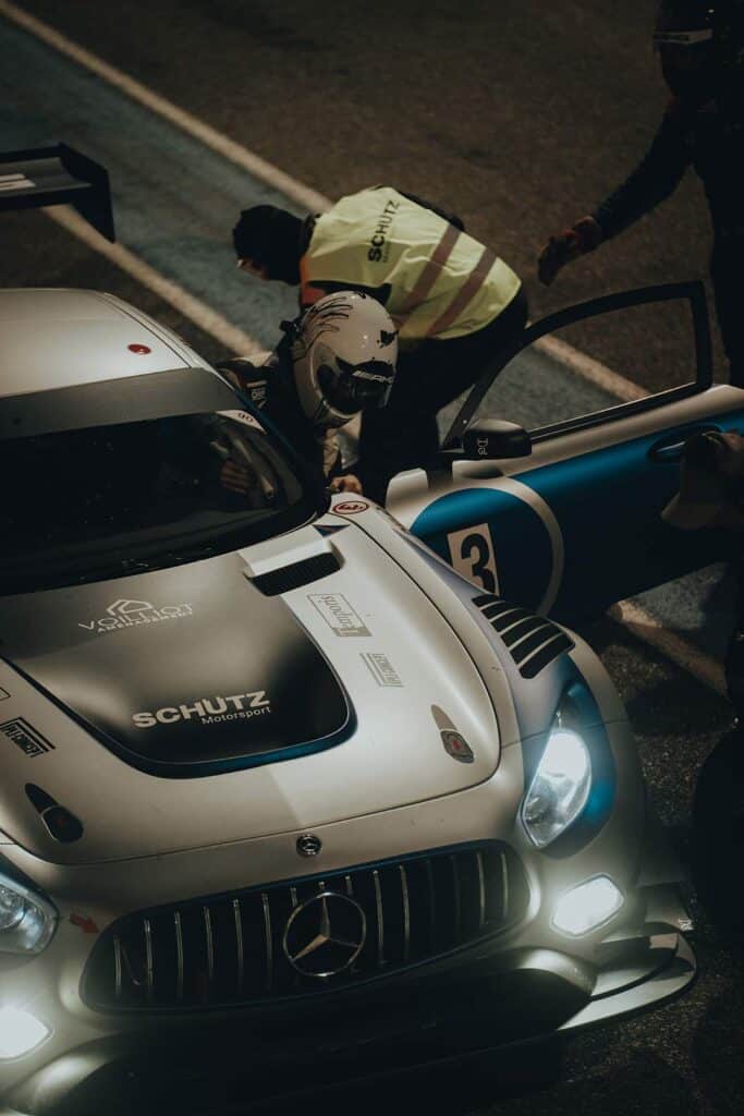 Mercedes course 500 nocturnes